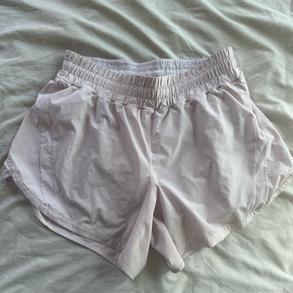 Baby Pink Lululemon Shorts 5inch inseam💓 - Picture 1 of 3